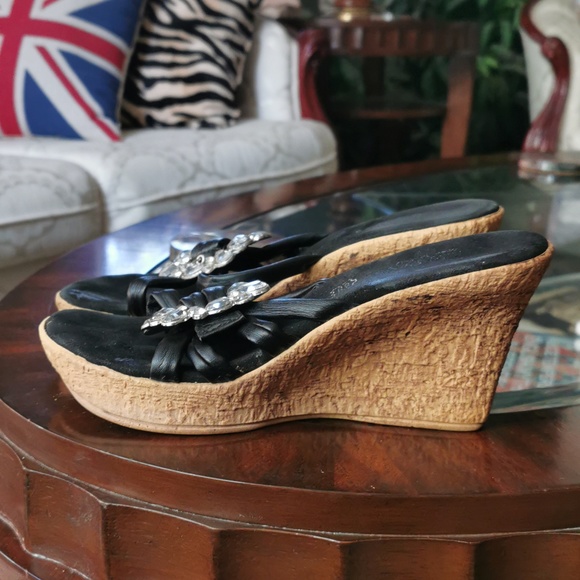 CINDYSAYS - Picture 3 of 3